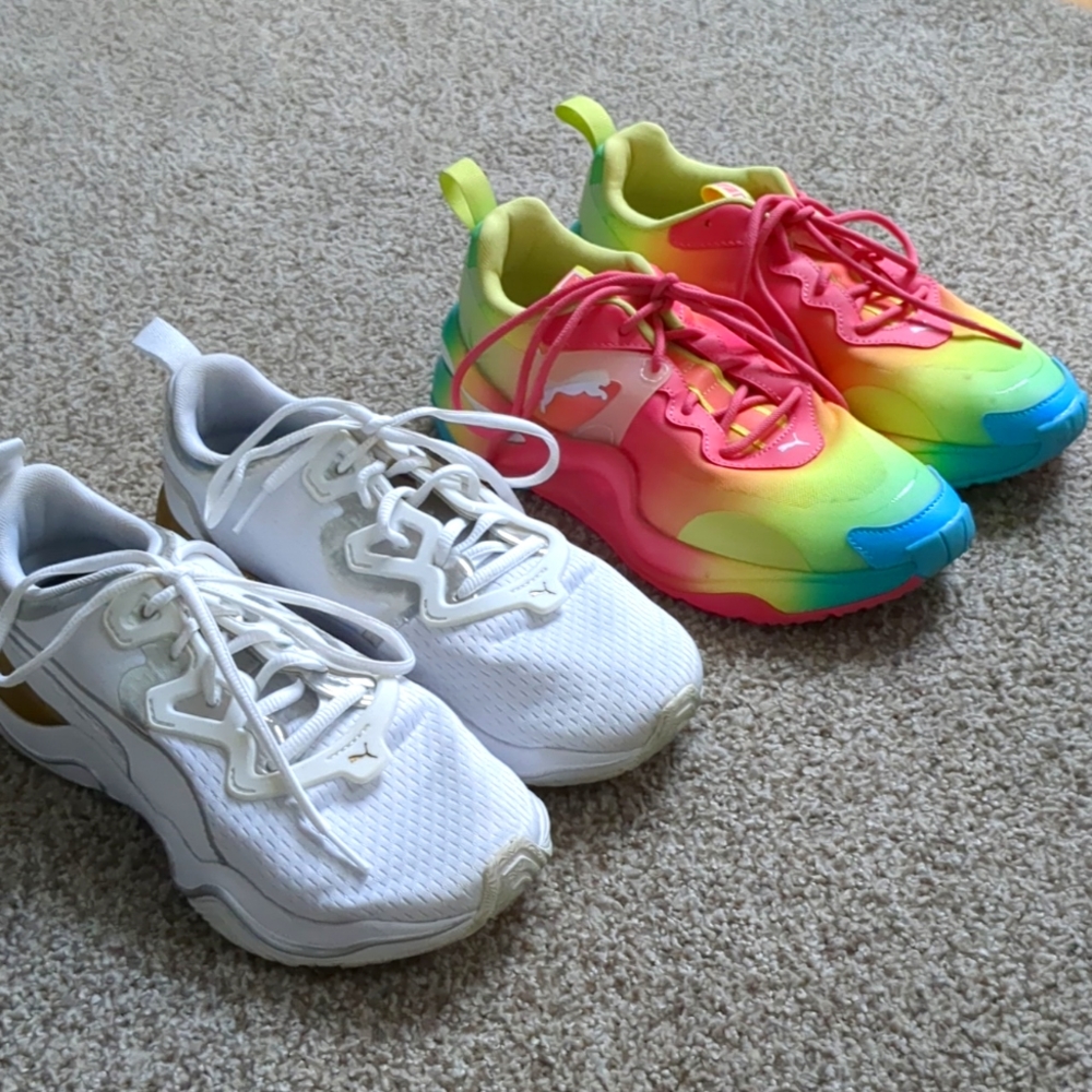 Sneaker Bundles! Save 25% on womens size 8.5 athletic shoes